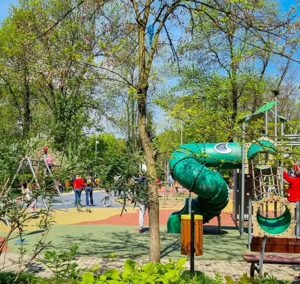 Parcul Bazilescu, lângă Nouvert